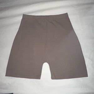 Brandy Melville Griffin Shorts